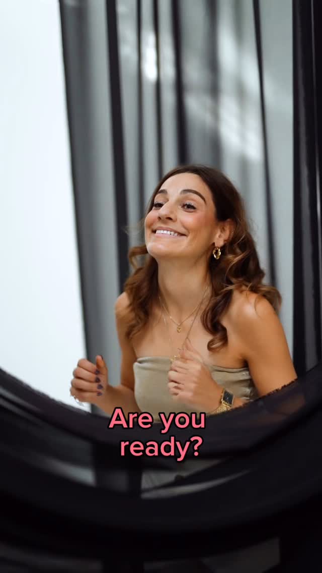 Volgens mij ben jij er klaar voor! 💃🏽

🤐 Want zeg eens eerlijk…
Hoeveel goede ideeën staan er nog in jouw notitieboekje of -app?

Hoeveel keer dacht je: dit is zó’n goed onderwerp voor een magazine, maar stuurde je niks?

Je weet dat je goed kunt schrijven
Maar die ene stap – je ideeën pitchen bij magazines – die stel je steeds uit.

Omdat je twijfelt of het goed genoeg is. Over je aanpak. 
Of omdat je dacht: ik moet eerst nog... (meer ervaring / meer tijd / meer vertrouwen).

En ondertussen zie je jouw ideeën – geschreven door anderen – terug op die glanzende pagina’s. Want anderen verstuurden die pitch wél

🔥 Wat nou als je niet hoeft te wachten tot je 100 procent zeker bent?

Wat als je het NU al kunt doen, met een strategie, een groep die met je meedenkt én mijn feedback?

⏰ Dit is je teken: de deuren van de Pitchclub sluiten bijna.

Ook jij kunt schrijven voor magazines als Flair, Psychologie Magazine of &C:
✔️ Zonder leuren
✔️ Zonder groot netwerk
✔️ Mét concrete strategie, live sessies en feedback op je pitches

En ja, het is spannend.

Maar ik help je – samen met de groep – om niet alleen te leren, maar vooral ook te DOEN.

✨ We starten morgen!
Er is nog één plek 

DM me als je meer info wil 
en dan lees ik binnenkort jouw teksten in je favoriete bladen 😍
