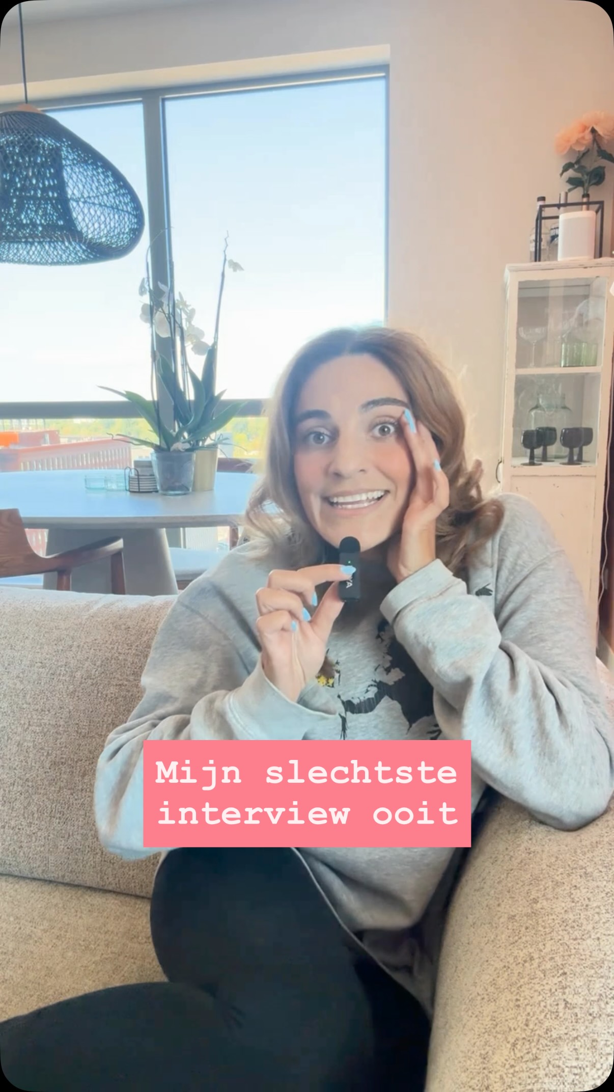 Welk interview is jou bij gebleven? En heb je ook weleens in een gesprek gezeten dat je dacht: ehh, wat zeg je eigenlijk? Of: ik vind dit zo niet interessant? 😂

👉 Je kunt trouwens nog een paar dagen mijn Lichter Interviewen Framework luisteren. Een gratis voorproefje op mijn nieuwe training de Interview Glow Up ✨ Reageer met LICHTER INTERVIEWEN en ik DM je de link